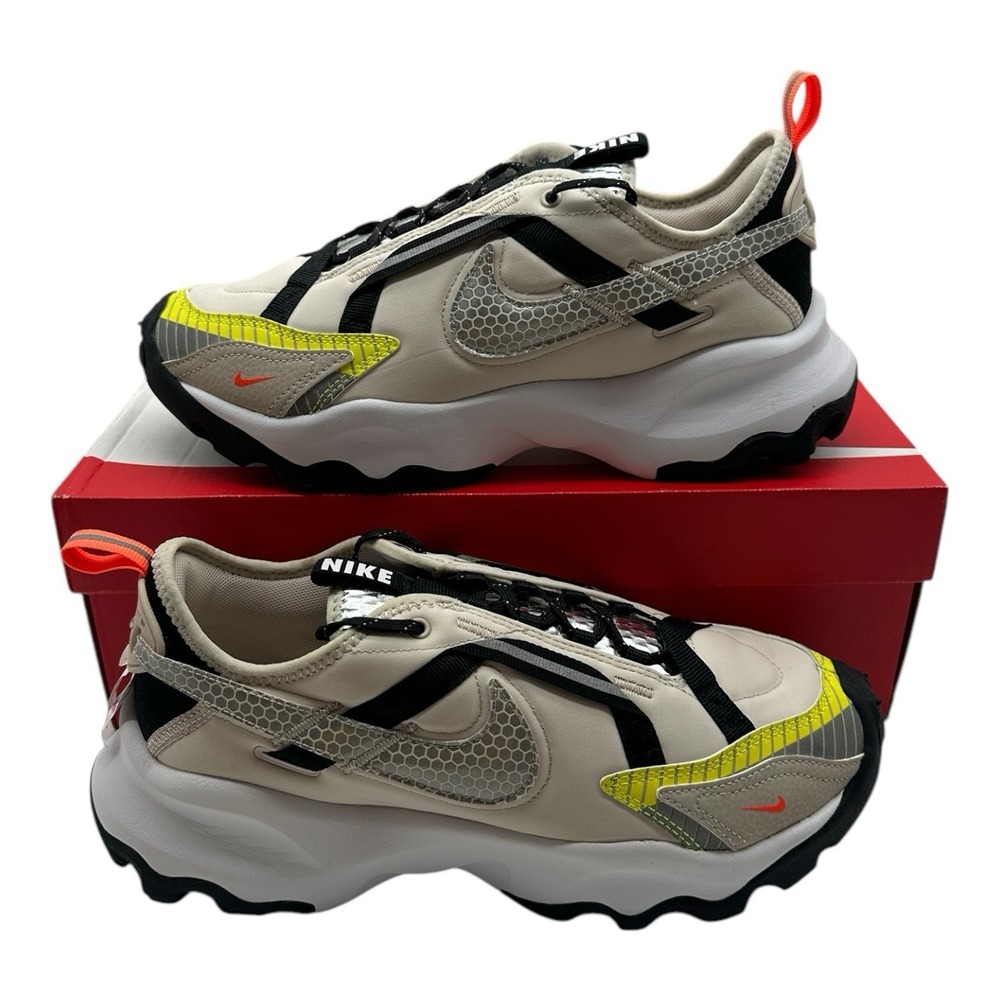 Nike TC 7900 LX 3M Shoes Women's 9.5 Orewood Brown Reflective Silver CU7763-100‎